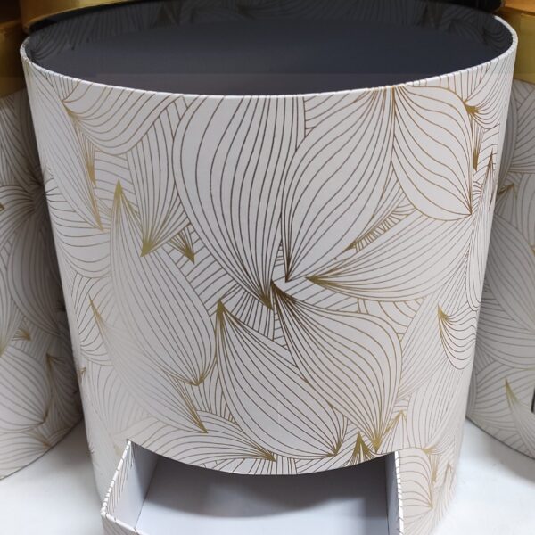 Cxa Red. C/ Gaveta Branca c/Dourado 22x24 cm